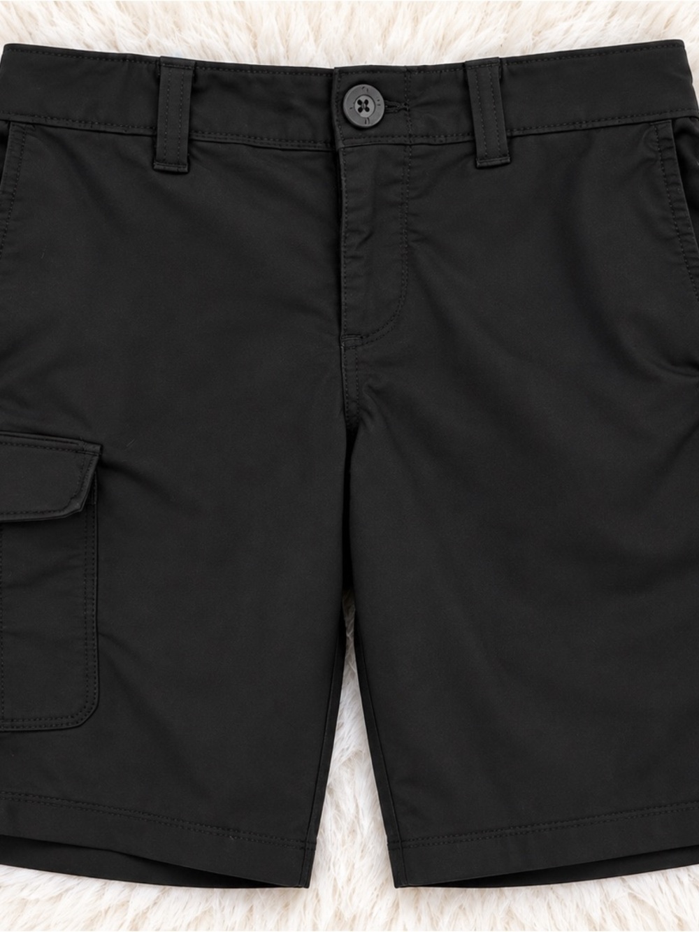 Under Armour Youth Small Black Lightweight Dress Cargo Shorts
